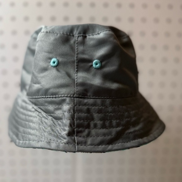 Youth Bucket Hat Reversible Fish Colorful Gray & Blue Boy Girl UV Skinz Hat 2T - Picture 6 of 10